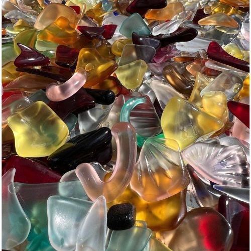 Tumbled Colored Glass 