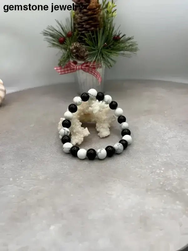 Black and White Howlite 8mm Stretch Bracelet with Onyx - Bec Sue Jewelry Shop