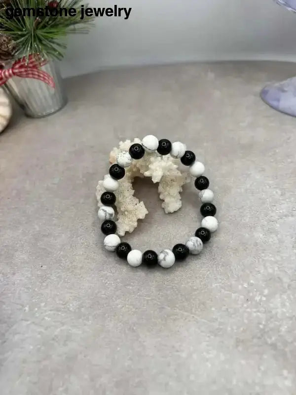 Black and White Howlite 8mm Stretch Bracelet with Onyx - Bec Sue Jewelry Shop